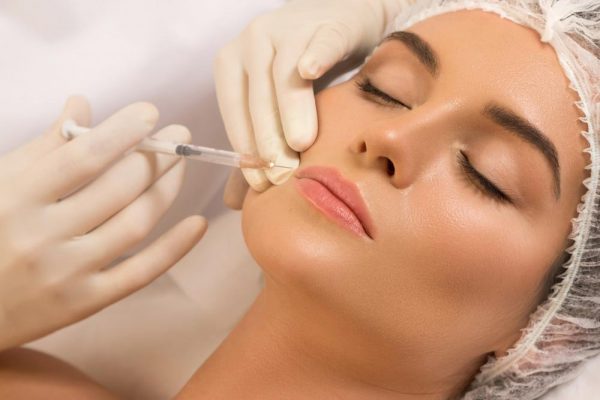 Results and risks of treatments using dermal fillers